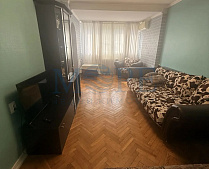 Трехкомнатная квартира в центре Сочи