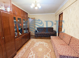 2-комнатная квартира, низ Донской