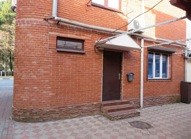 Продажа дома в п. Лазаревское.